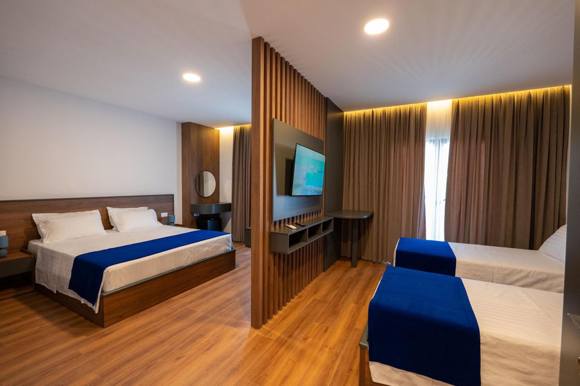 Acros Resort Vlore Exterior photo
