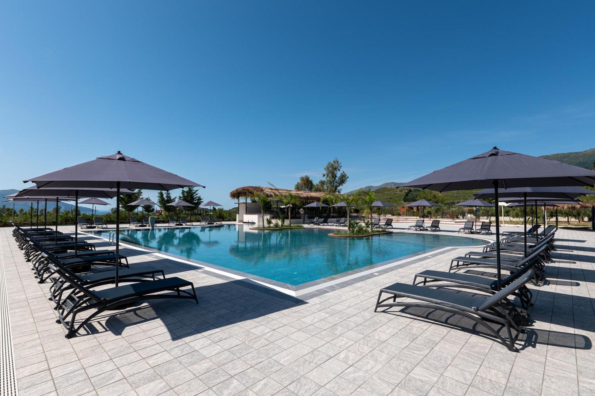 Acros Resort Vlore Exterior photo