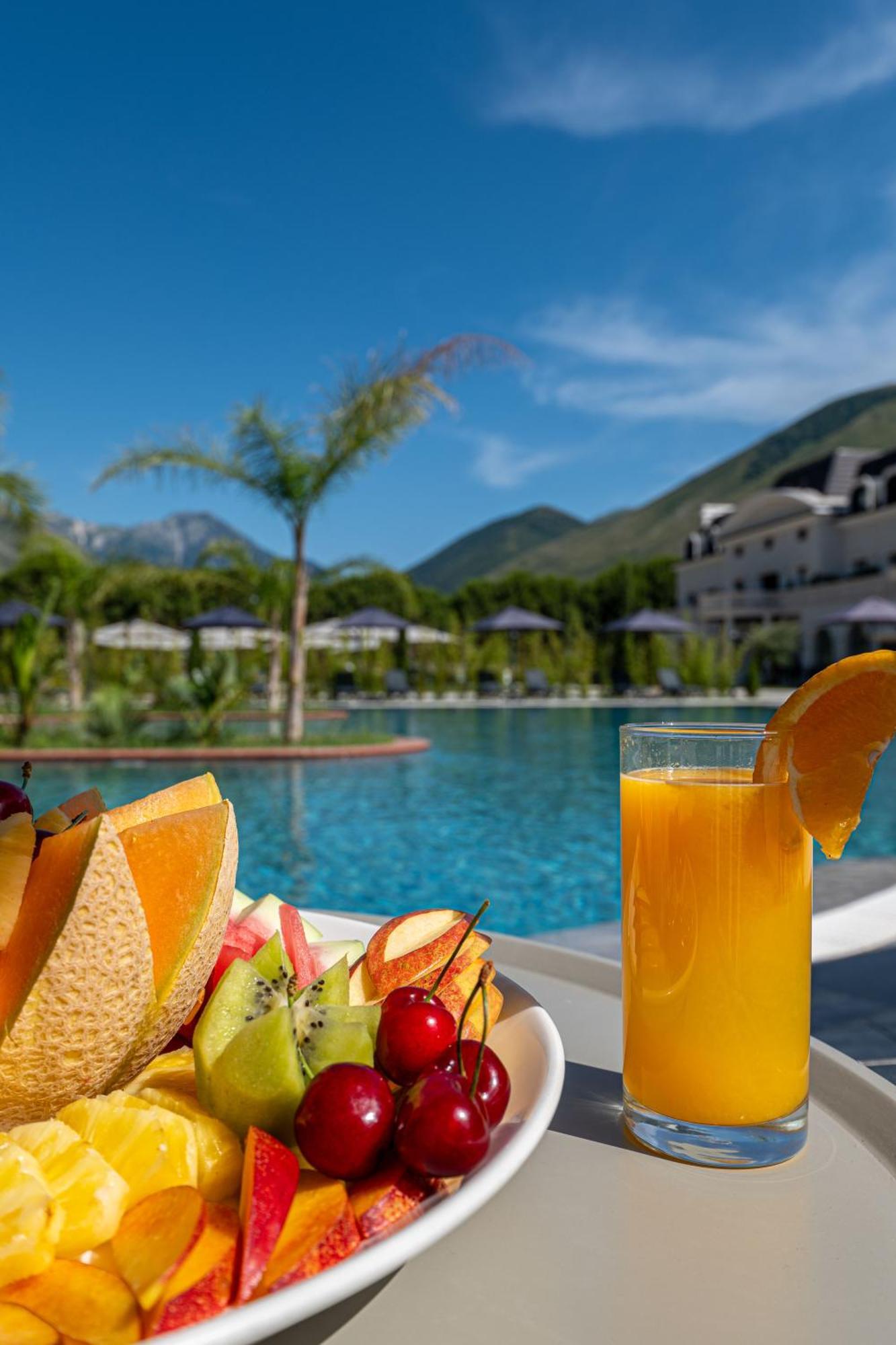 Acros Resort Vlore Exterior photo