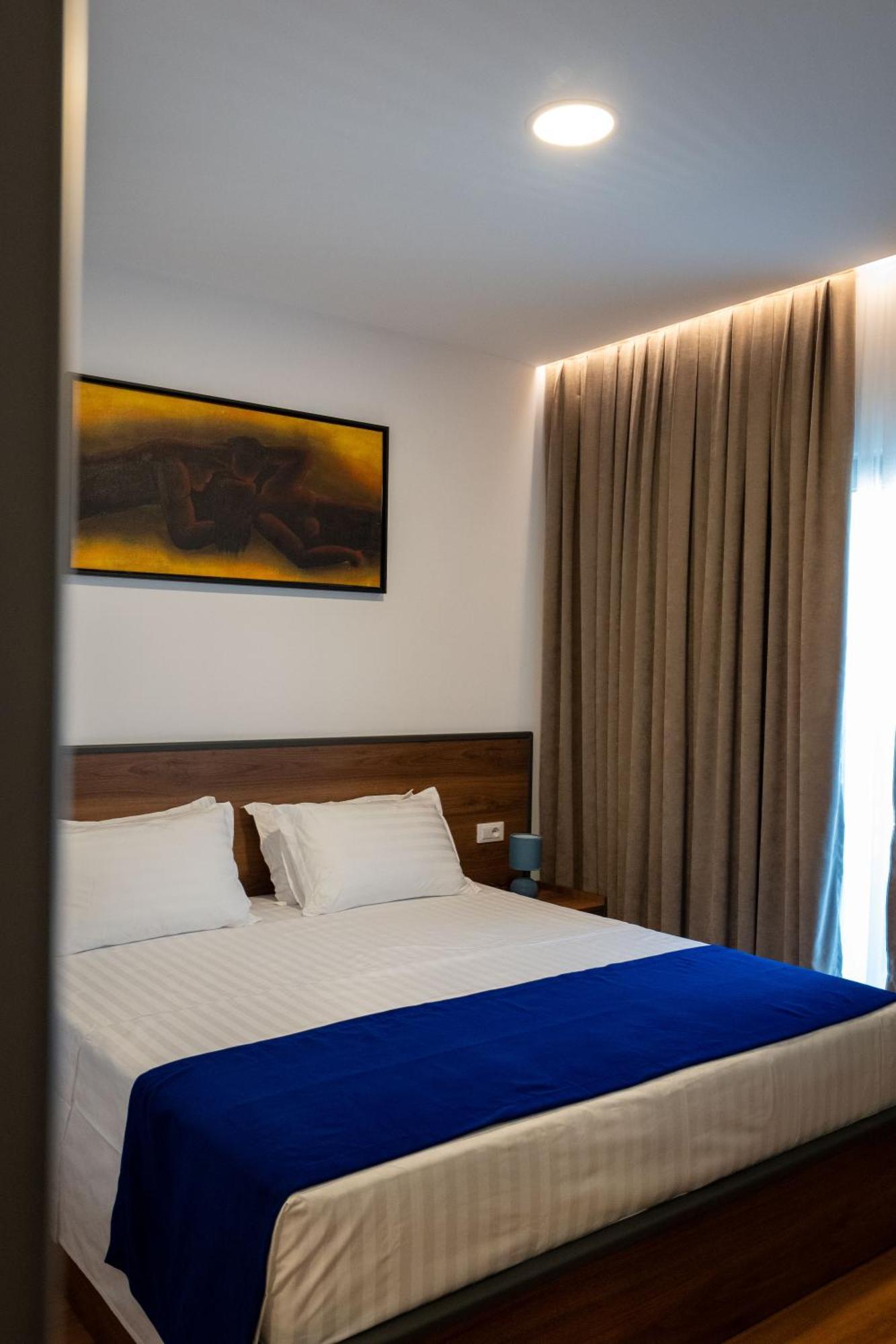 Acros Resort Vlore Exterior photo
