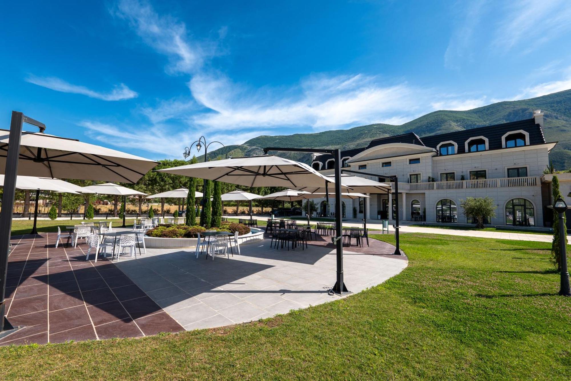 Acros Resort Vlore Exterior photo