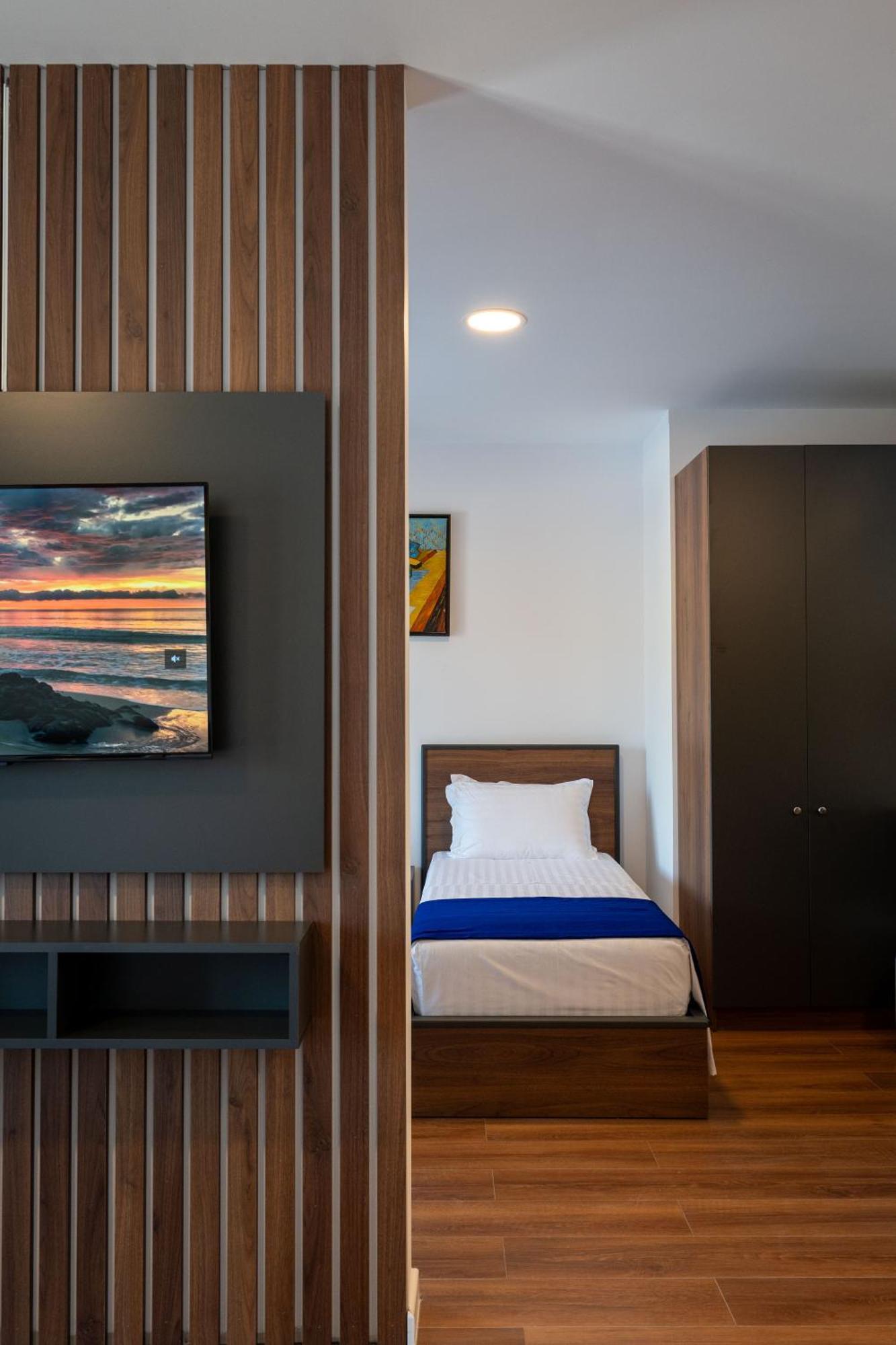 Acros Resort Vlore Exterior photo