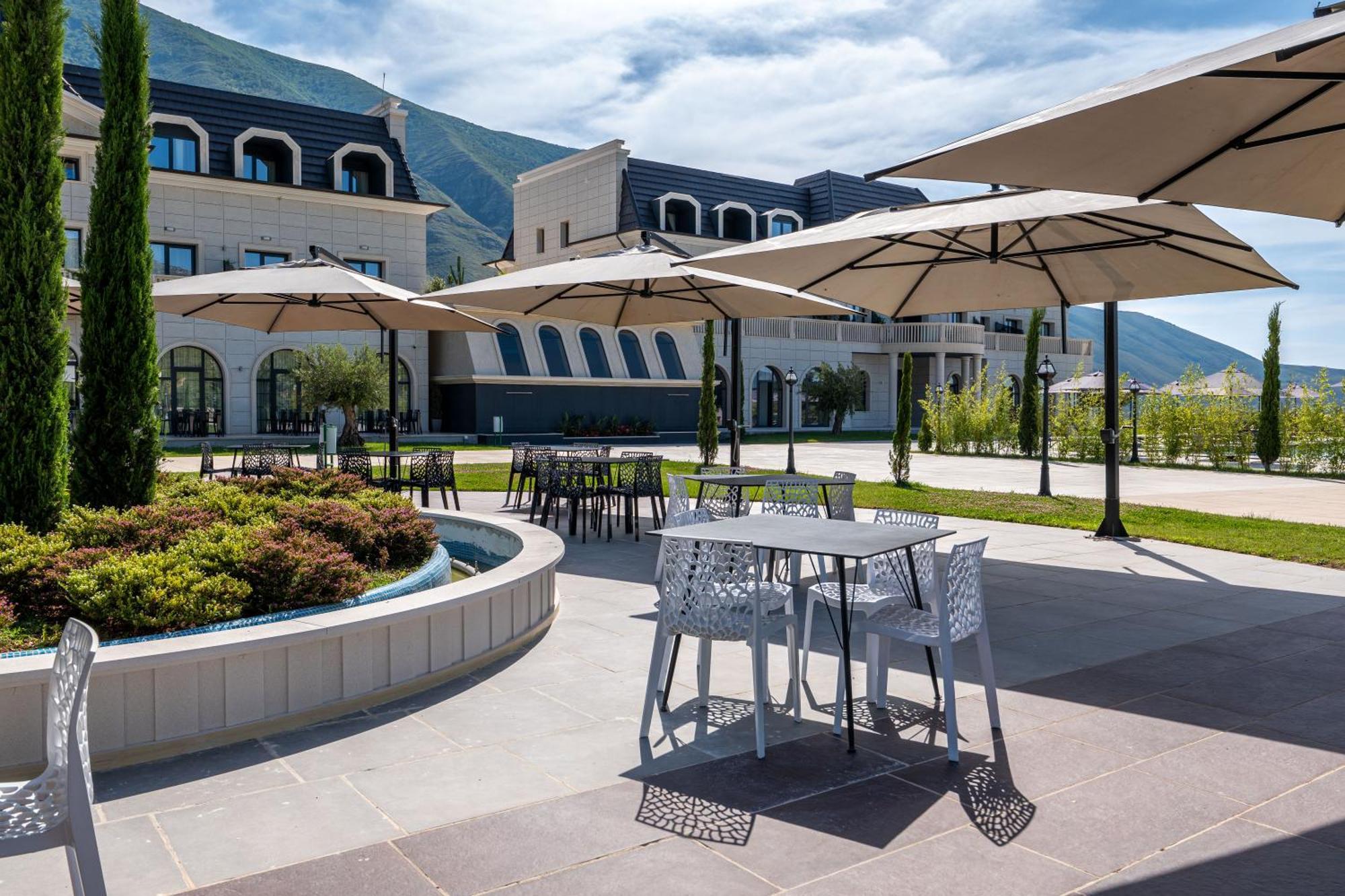 Acros Resort Vlore Exterior photo