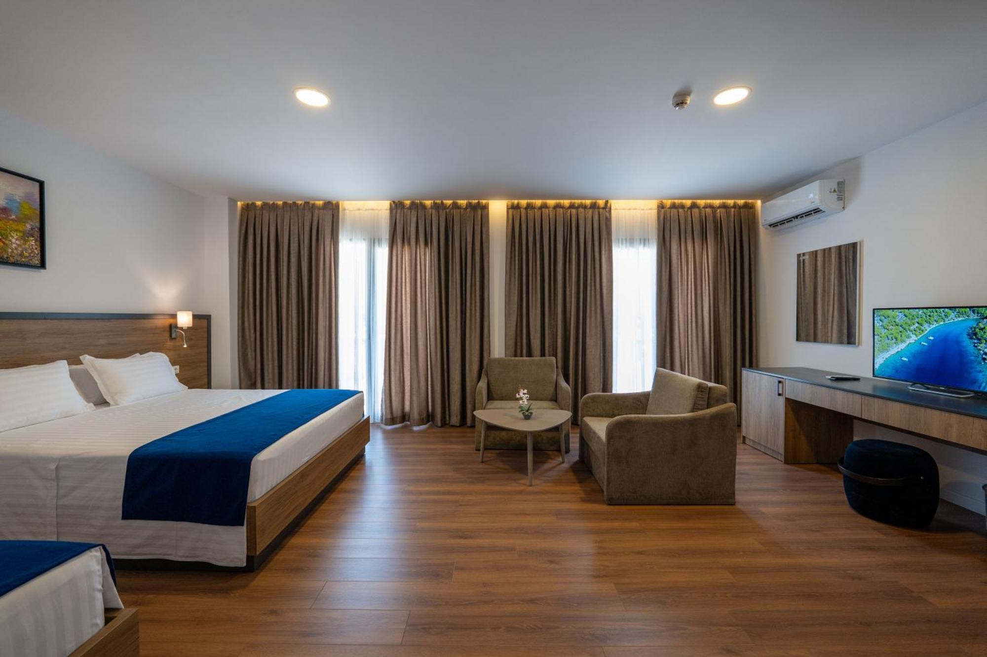 Acros Resort Vlore Exterior photo