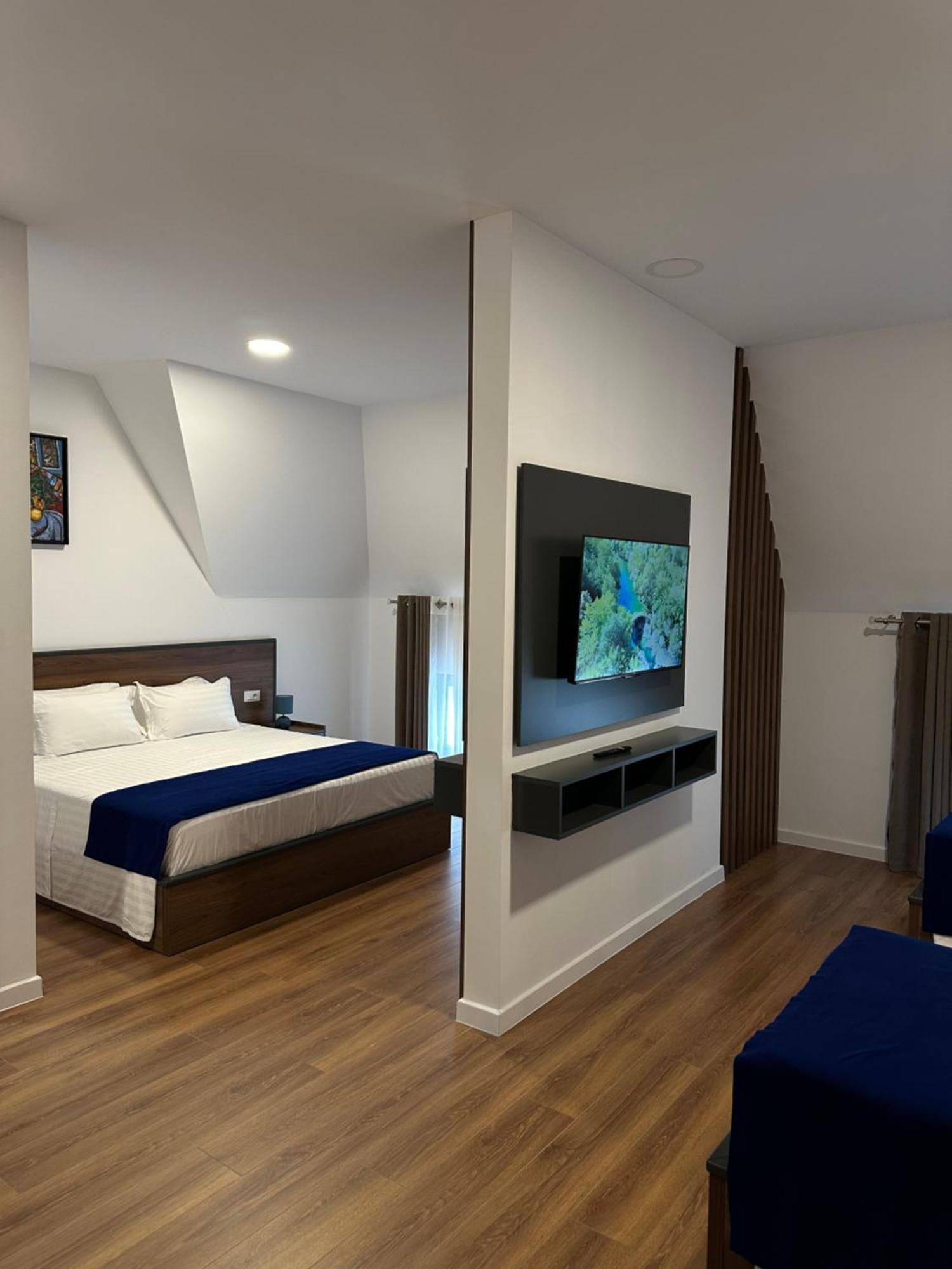 Acros Resort Vlore Exterior photo